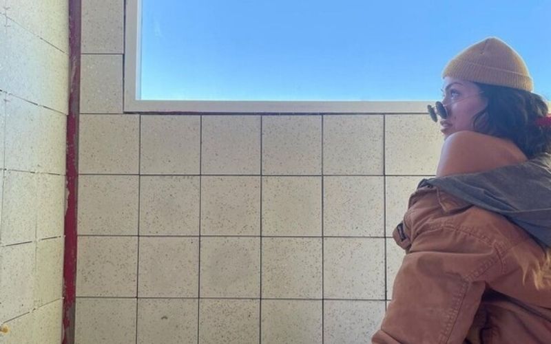 Rachel Metz Takes on a Cement Tile DIY Project