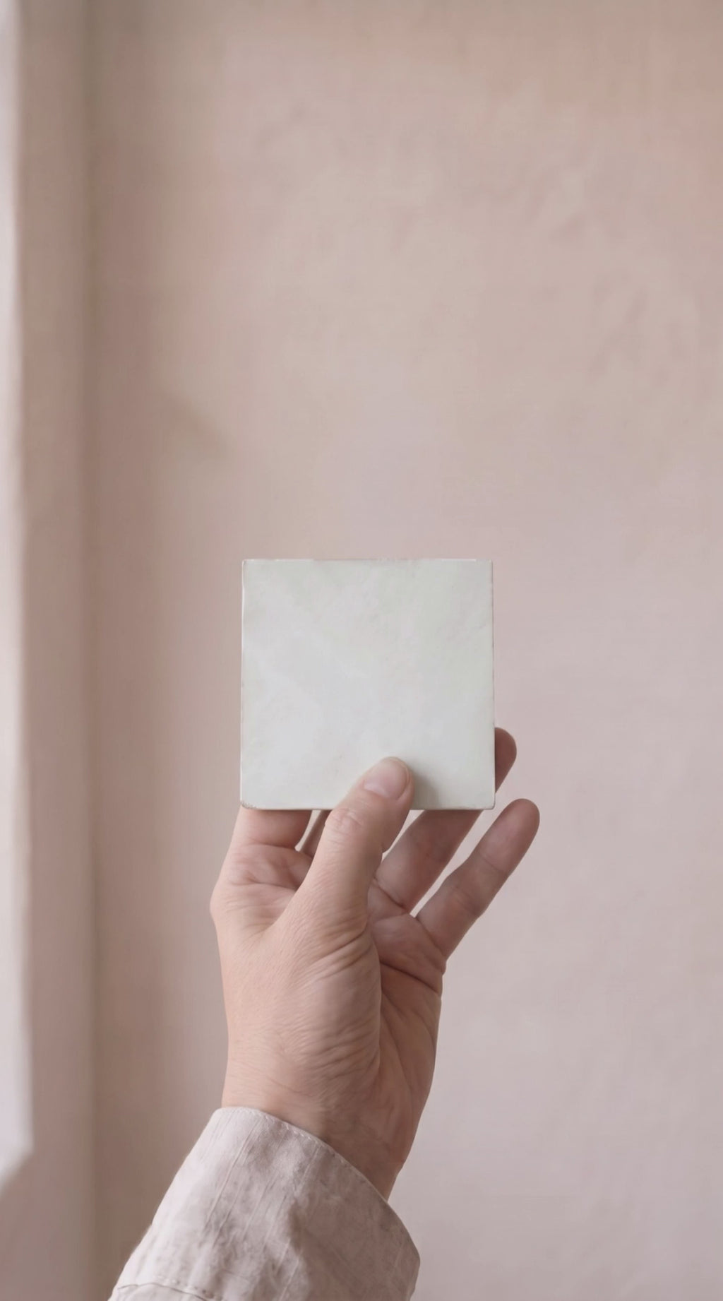 #color_100-soft-white