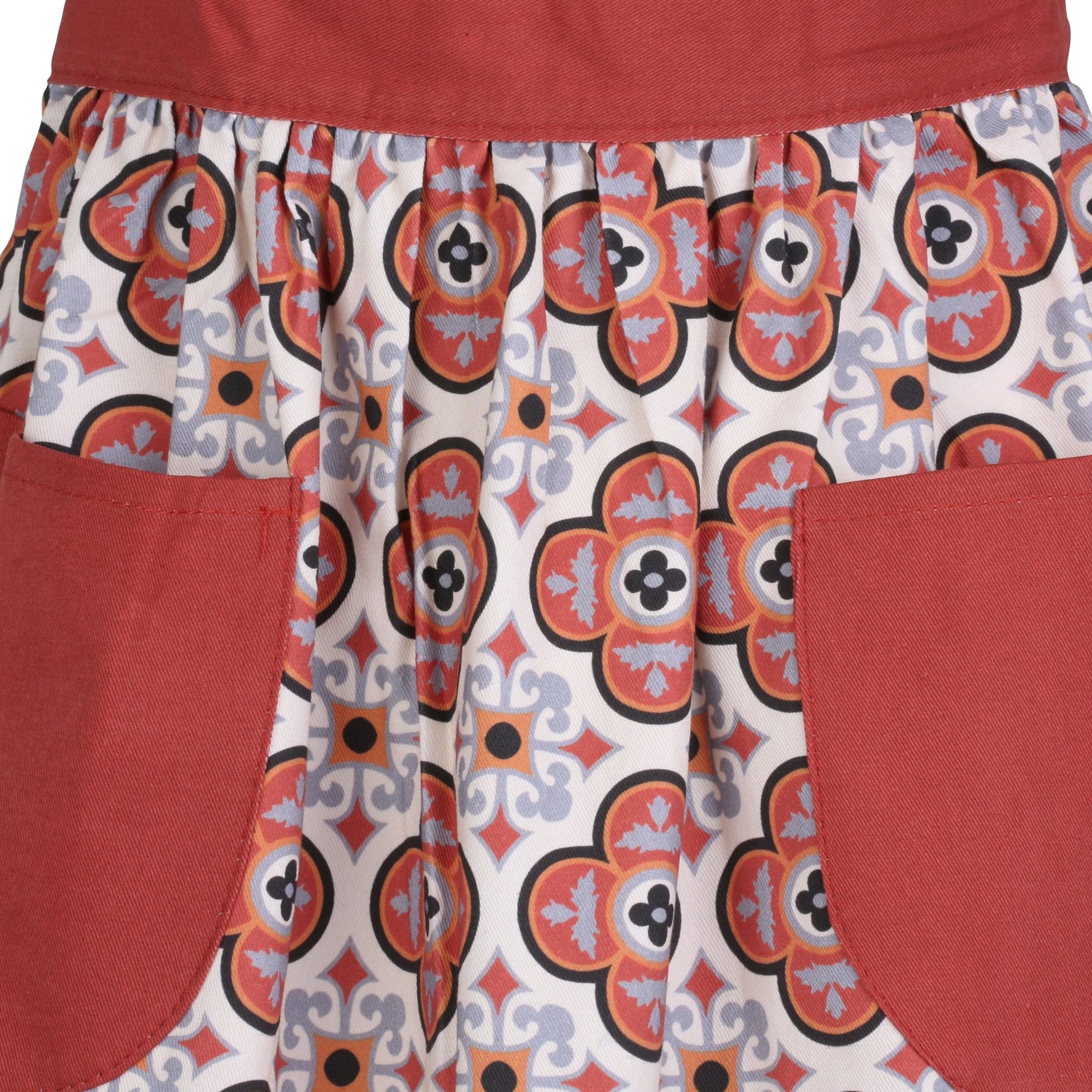 Lorraine 3 Apron - LiLi Tile
