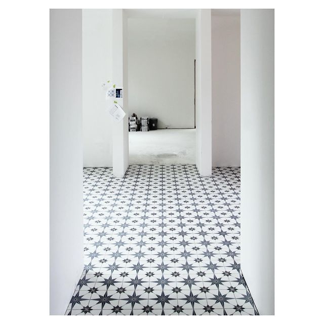 Sky Series: 8” x 8” - LiLi Tile 